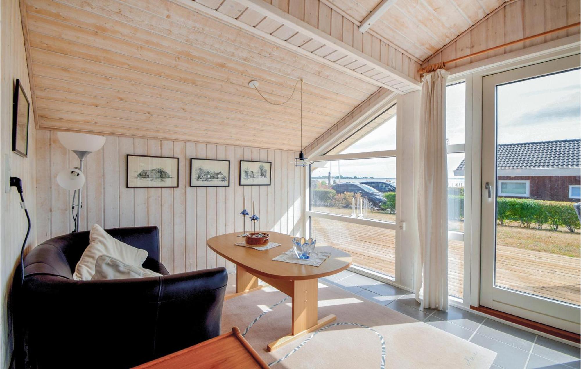 Amazing Home In Bjert With Wifi Binderup Strand 외부 사진